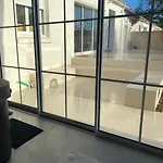 Jacuzzi Privatif Li Li Et Rose לינה וארוחת בוקר