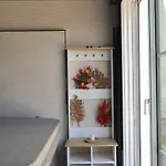 Jacuzzi Privatif Li Li Et Rose לינה וארוחת בוקר 3*