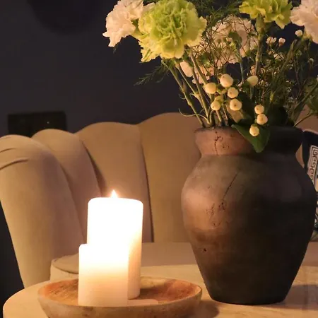 Jacuzzi Privatif Li Li Et Rose 4*