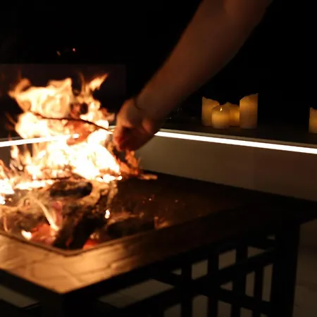 Jacuzzi Privatif Li Li Et Rose Bed and Breakfast Ναντ