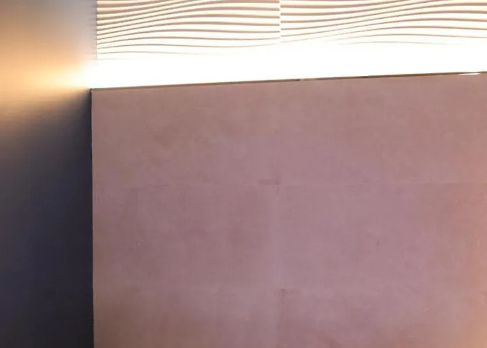 Jacuzzi Privatif Li Li Et Rose 4* Nantes