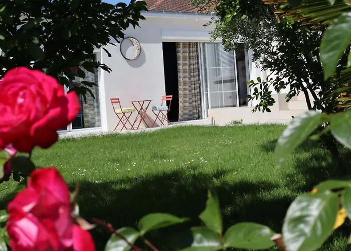 Jacuzzi Privatif Li Li Et Rose Bed & Breakfast 4*