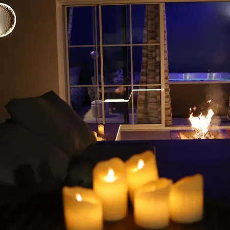 Jacuzzi Privatif Li Li Et Rose Frühstückspension Nantes