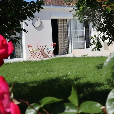 Jacuzzi Privatif Li Li Et Rose Frühstückspension 4*